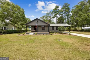 283 1st St, Folkston, GA 31537 - Photo 2