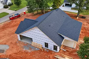 389 Stonington Dr, Mount Airy, GA 30563 - Photo 14