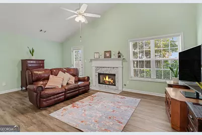 145 Courtyard Lane, Newnan, GA 30265 - Photo 8