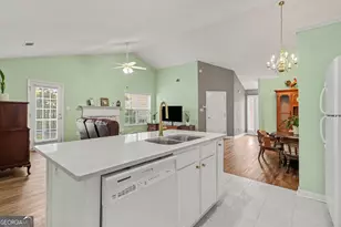 145 Courtyard Ln, Newnan, GA 30265 - Photo 12