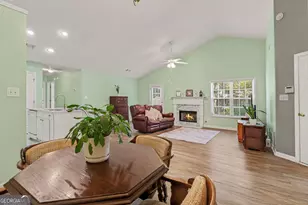 145 Courtyard Ln, Newnan, GA 30265 - Photo 6