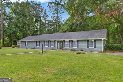 901 Queens Court, Hinesville, GA 31313 - Photo 1