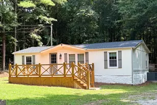 17056 Wildwood Rd, Griffin, GA 30223 - Photo 1