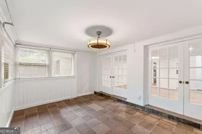167 Maribeau Square #167, Atlanta, GA 30327 - Photo 8