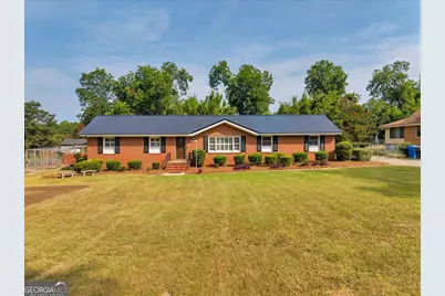 2205 Stonewall Street, Dublin, GA 31021 - Photo 1