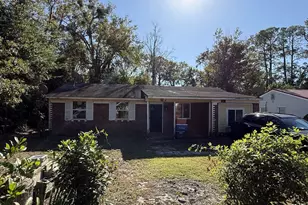 108 Saxon St, Brunswick, GA 31525 - Photo 1