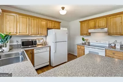 1975 Cooper Lake Road SE, Smyrna, GA 30080 - Photo 6