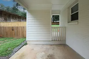 2218 Dodson Dr, East Point, GA 30344 - Photo 28
