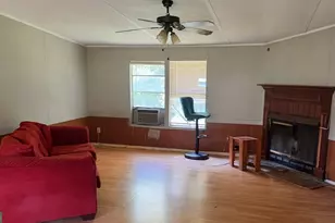 159 Young St, Buchanan, GA 30113 - Photo 2