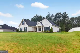 55 Sagebrook Ln, Newnan, GA 30263 - Photo 2