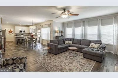 933 Cruce Lake Drive, Hoschton, GA 30548 - Photo 16