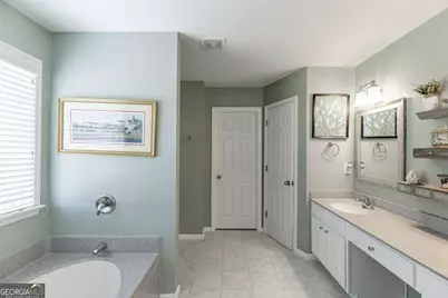 933 Cruce Lake Drive, Hoschton, GA 30548 - Photo 36