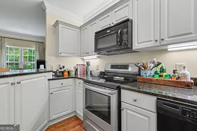 571 Killearney Way #204, Clayton, GA 30525 - Photo 6
