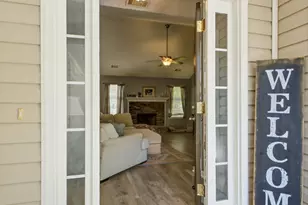 245 Cottonwood Ct, Jackson, GA 30233 - Photo 4