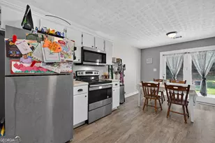 245 Cottonwood Ct, Jackson, GA 30233 - Photo 14