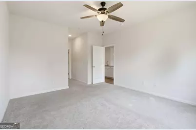 4410 Montberry Ln, Fairburn, GA 30213 - Photo 16