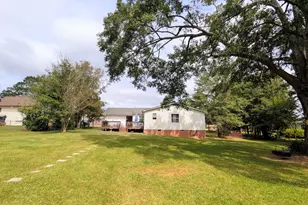 610 Spencer St, Barnesville, GA 30204 - Photo 36