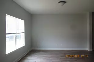 166 Cherokee Oaks Xing, Hinesville, GA 31313 - Photo 4