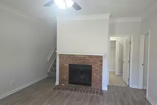 893 NE Park Pl, Conyers, GA 30012 - Photo 4