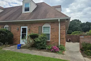 893 NE Park Pl, Conyers, GA 30012 - Photo 1