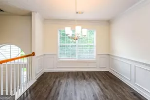 805 Lewis Ridge Cir, Lawrenceville, GA 30045 - Photo 10