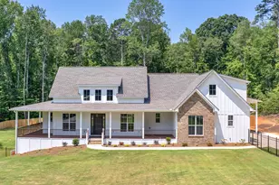 1019 Oak Ridge Dr, Griffin, GA 30223 - Photo 1