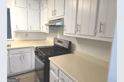5779 North  Castlegate Road #B, College Park, GA 30349 - Photo 4