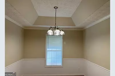 1542 Oakleaf Court, Auburn, GA 30011 - Photo 4