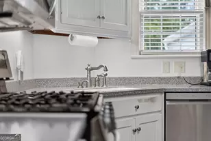 1007 Hill St, Waycross, GA 31501 - Photo 10