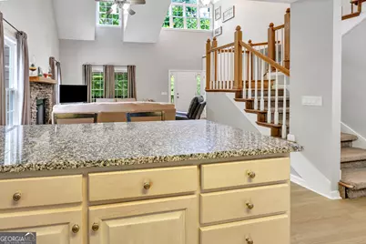 560 Hawks Trail, Newborn, GA 30056 - Photo 32