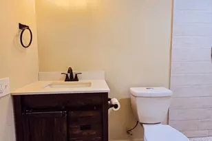 111 Loggins Rd, Commerce, GA 30529 - Photo 10