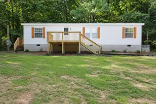 111 Loggins Rd, Commerce, GA 30529 - Photo 1