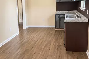 187 Upson St NE, Pelham, GA 31779 - Photo 8