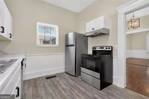 1070 Forrest Ave, Stone Mountain, GA 30083 - Photo 10
