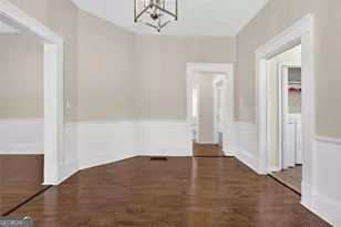 1070 Forrest Ave, Stone Mountain, GA 30083 - Photo 18