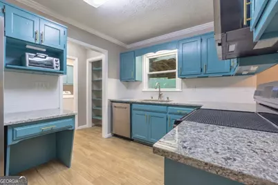 133 Ashling Drive, Lagrange, GA 30240 - Photo 2