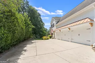 16066 Inverness Trail, Alpharetta, GA 30004 - Photo 2