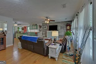 148 Brown Cir, Hartwell, GA 30643 - Photo 16