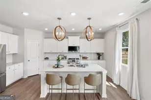 8027 Dickens Dr, Fairburn, GA 30213 - Photo 6