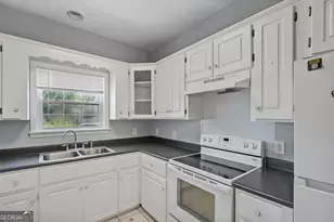 157/159 Drew Circle, Brunswick, GA 31525 - Photo 12