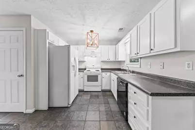 185 Jimmy Reynolds Drive, Jefferson, GA 30549 - Photo 10