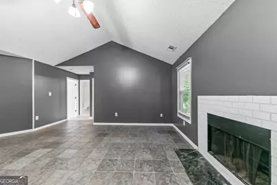 185 Jimmy Reynolds Drive, Jefferson, GA 30549 - Photo 8