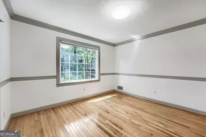 3115 Queens Walk NE, Atlanta, GA 30345 - Photo 8