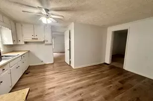 10453 Flat Shoals Rd, Covington, GA 30014 - Photo 10