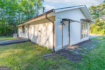 2290 Pinetree Lane NE, Conyers, GA 30012 - Photo 4