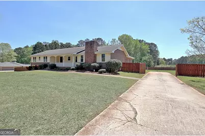 115 Marion Boulevard, Fayetteville, GA 30215 - Photo 2