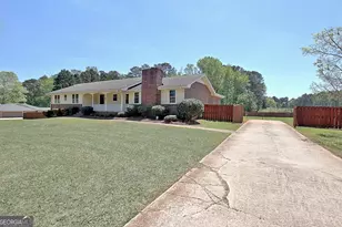 115 Marion Blvd, Fayetteville, GA 30215 - Photo 2
