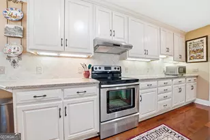 607 Bellemeade, Saint Simons, GA 31522 - Photo 12