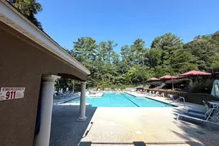 795 Hammond Dr, Atlanta, GA 30328 - Photo 2