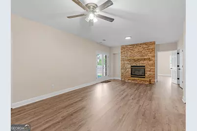1524 Lake Cove, Atlanta, GA 30338 - Photo 2